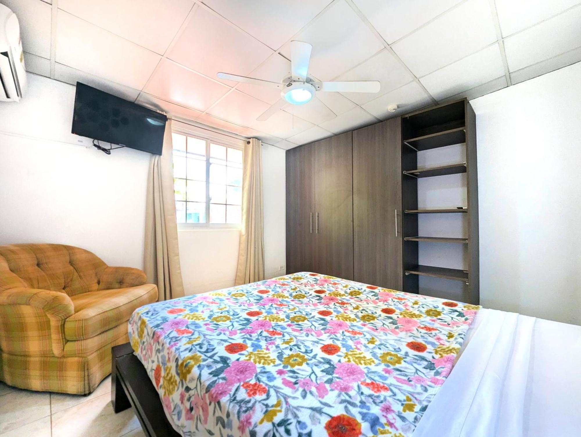 Hostal Yoha ปานามาซิตี้ ภายนอก รูปภาพ